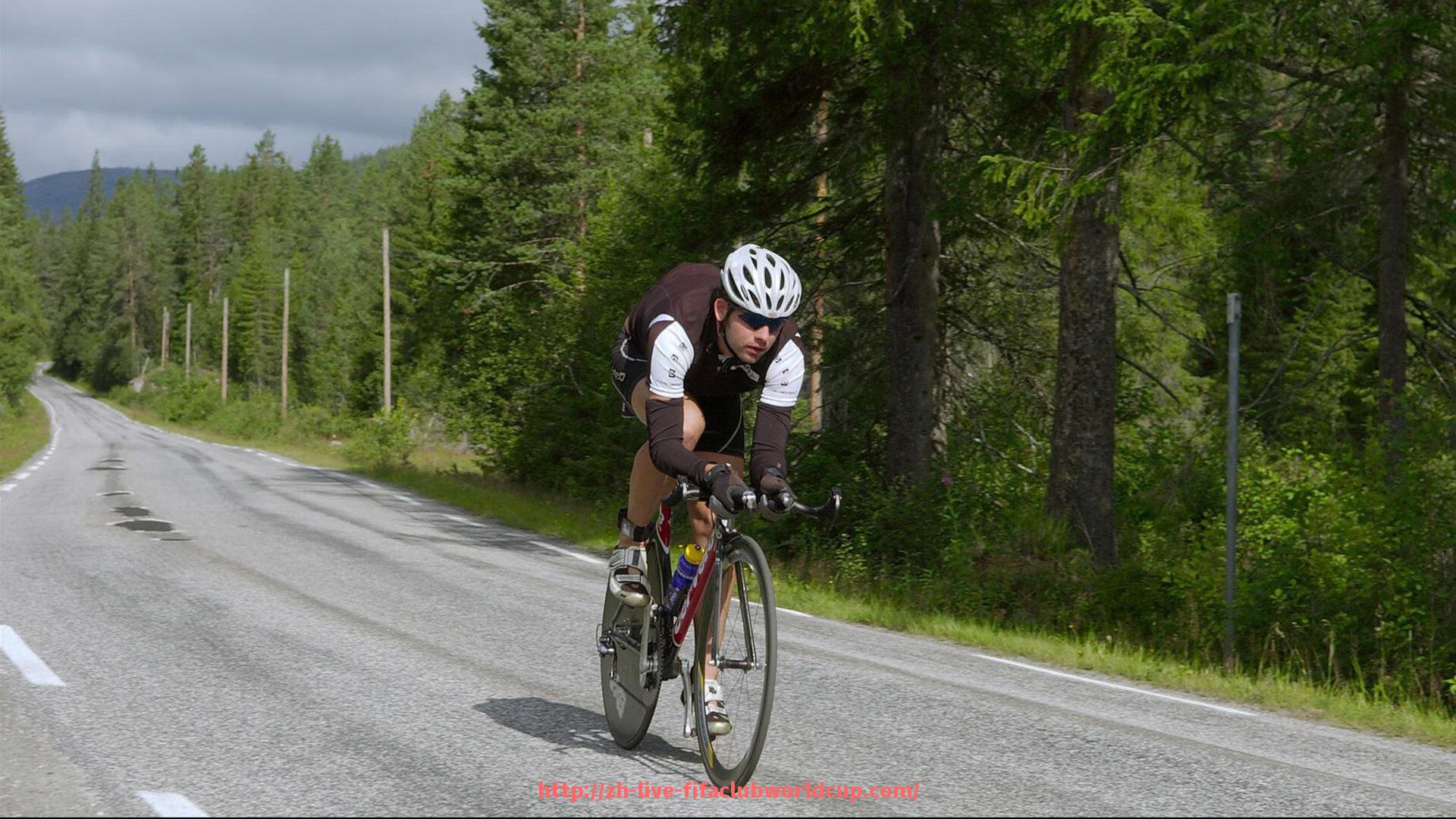 世俱杯直播-世俱杯球迷口号推广传播方案：覆盖线上线下
