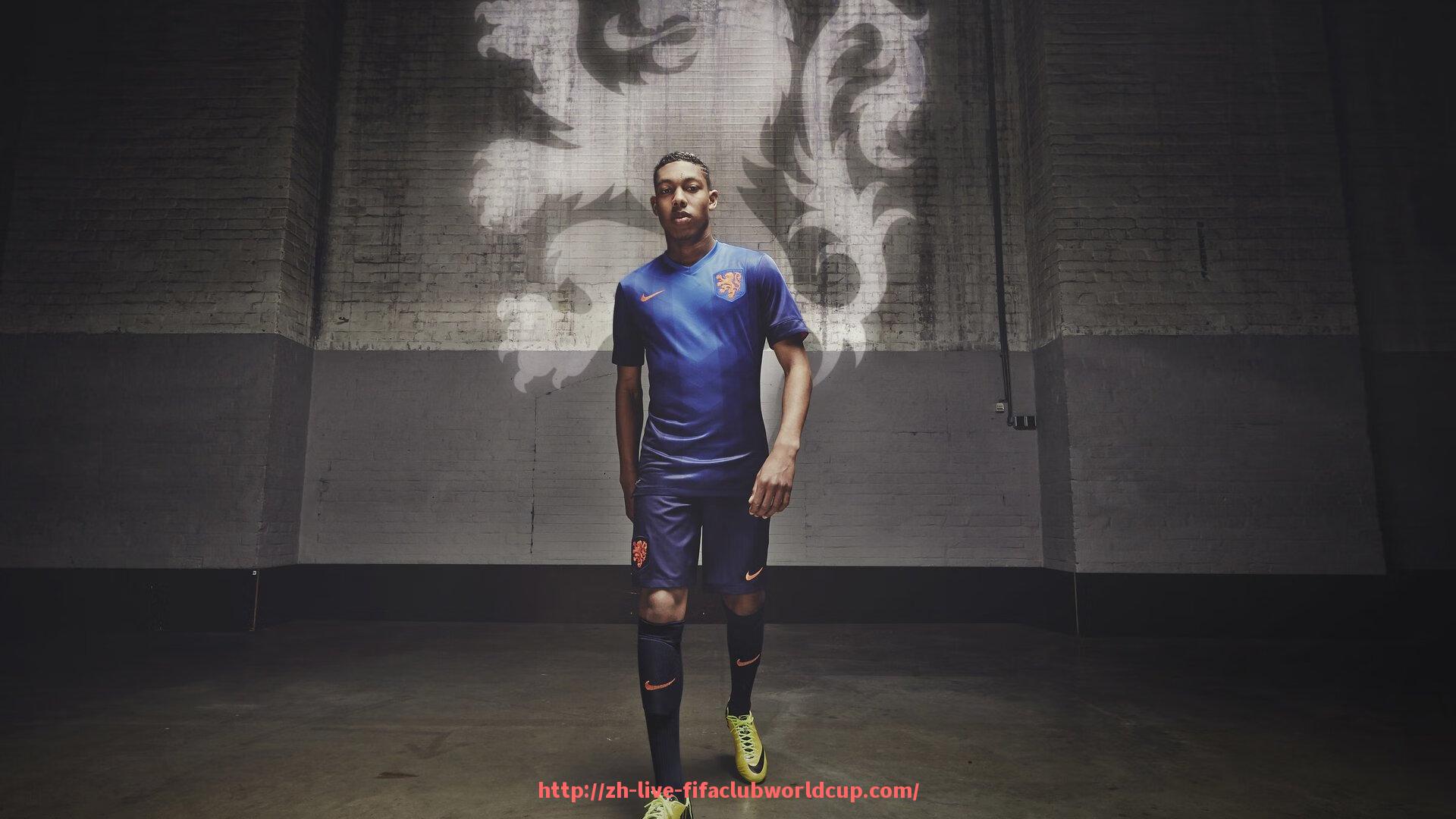 世俱杯直播-世俱杯球鞋材质热传导性能对比及赛场舒适度提升